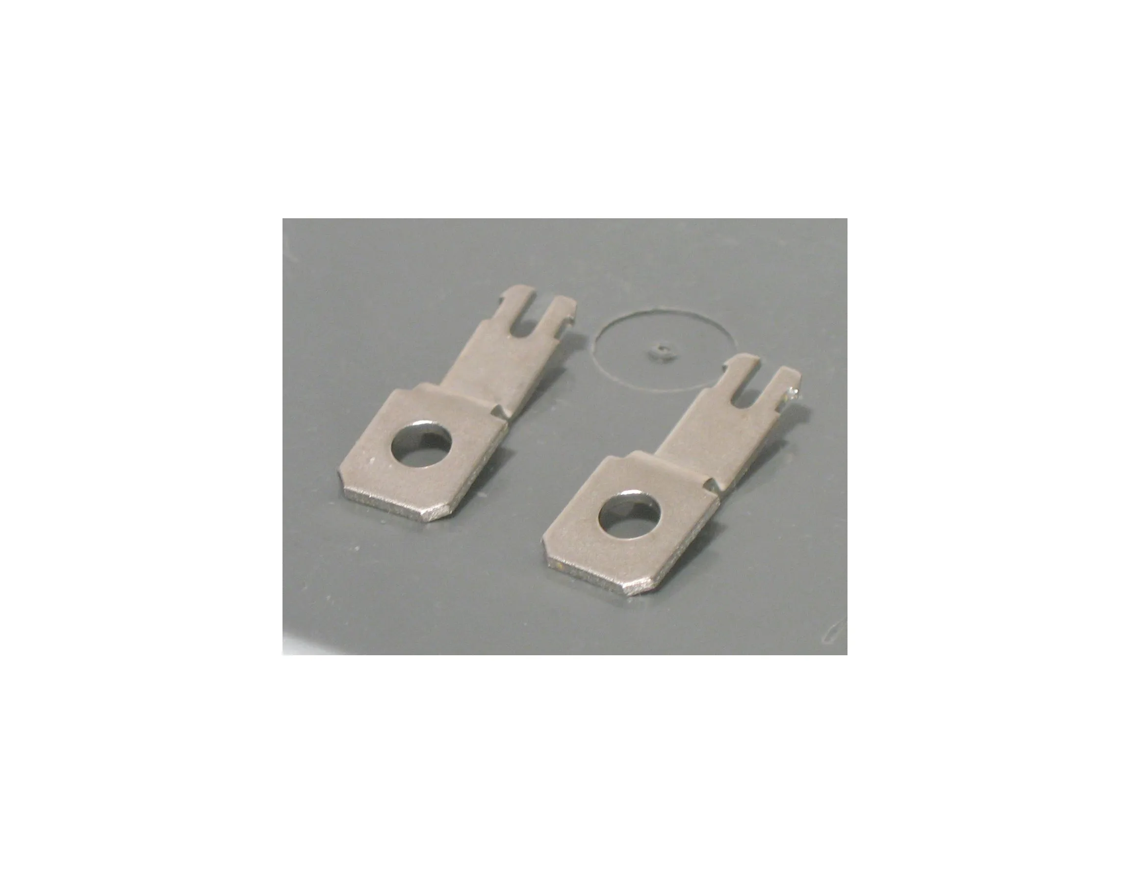 Benyomó szerszám PLMPE 004648026