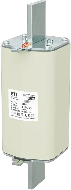 Kép erről: *NH3L gBat 250A/1100V DC